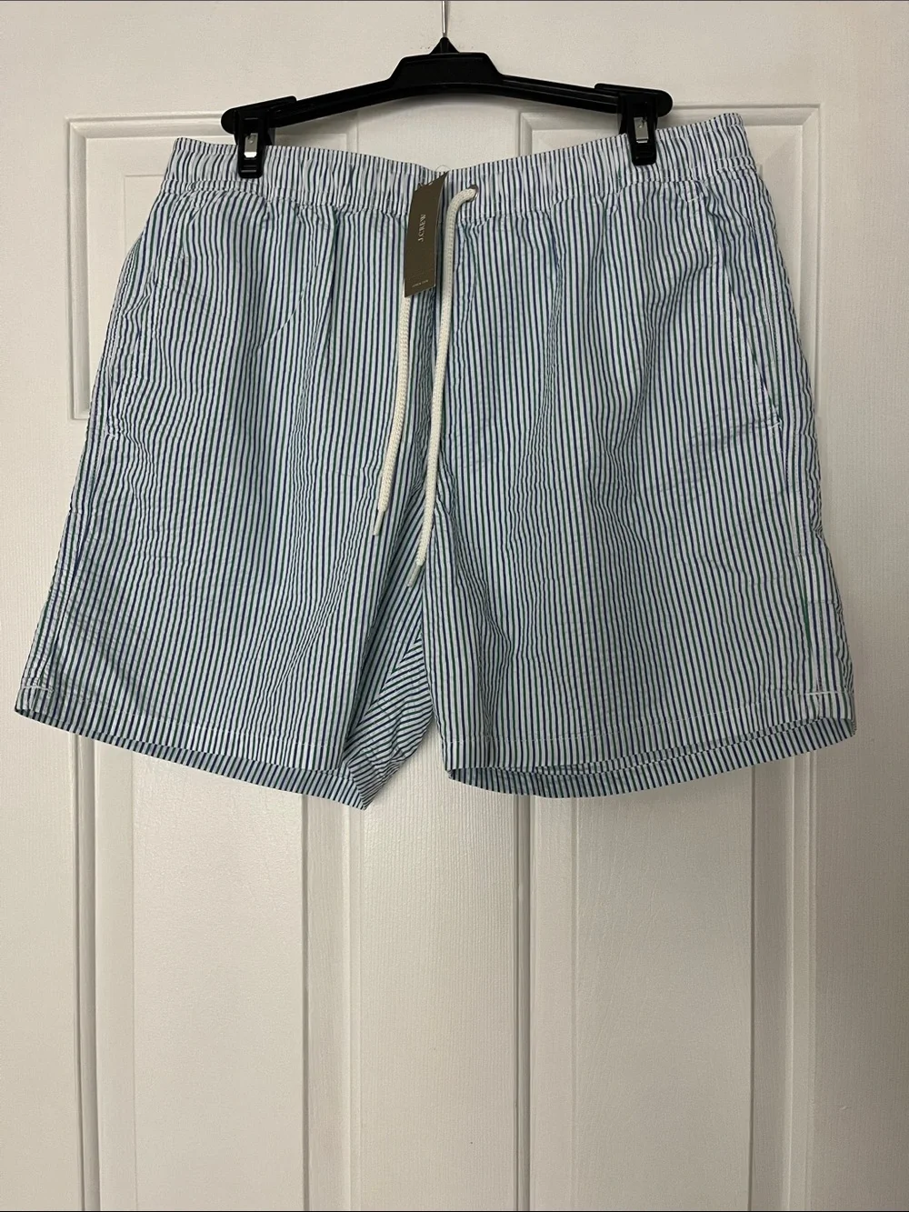 J. Crew crew 6”